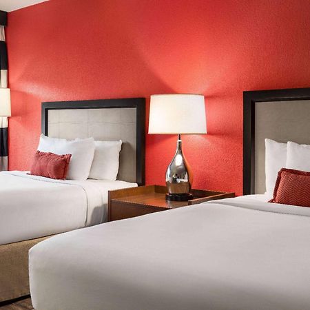 Ramada By Wyndham Albuquerque Airport Hotell Eksteriør bilde