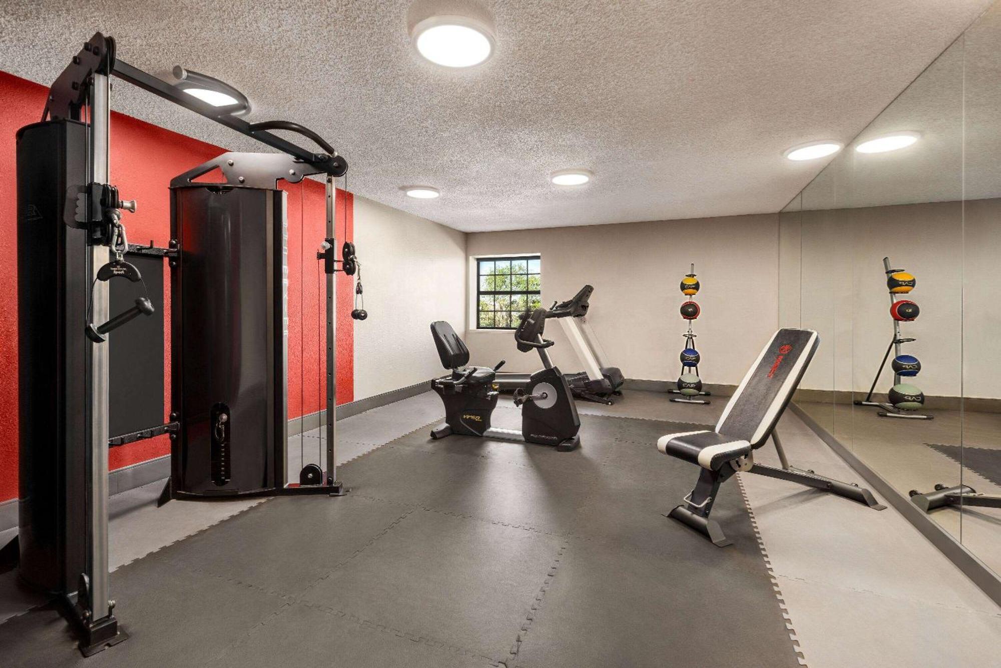 Ramada By Wyndham Albuquerque Airport Hotell Eksteriør bilde