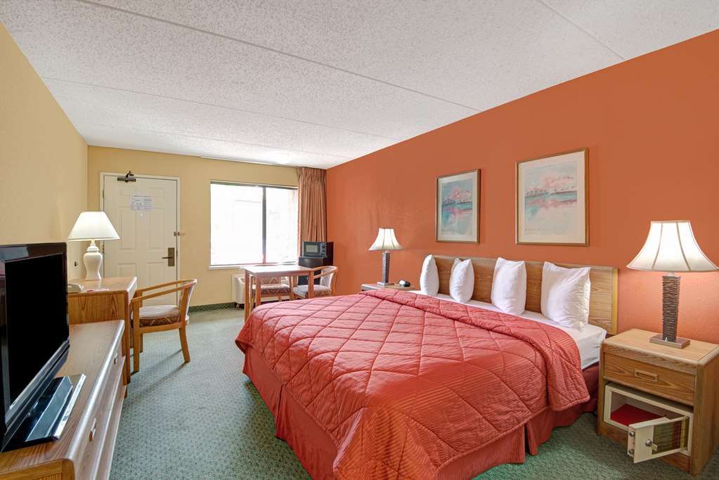 Ramada By Wyndham Albuquerque Airport Hotell Rom bilde