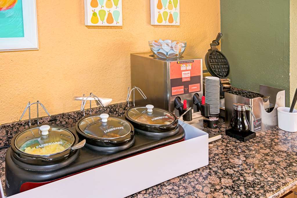 Ramada By Wyndham Albuquerque Airport Hotell Fasiliteter bilde